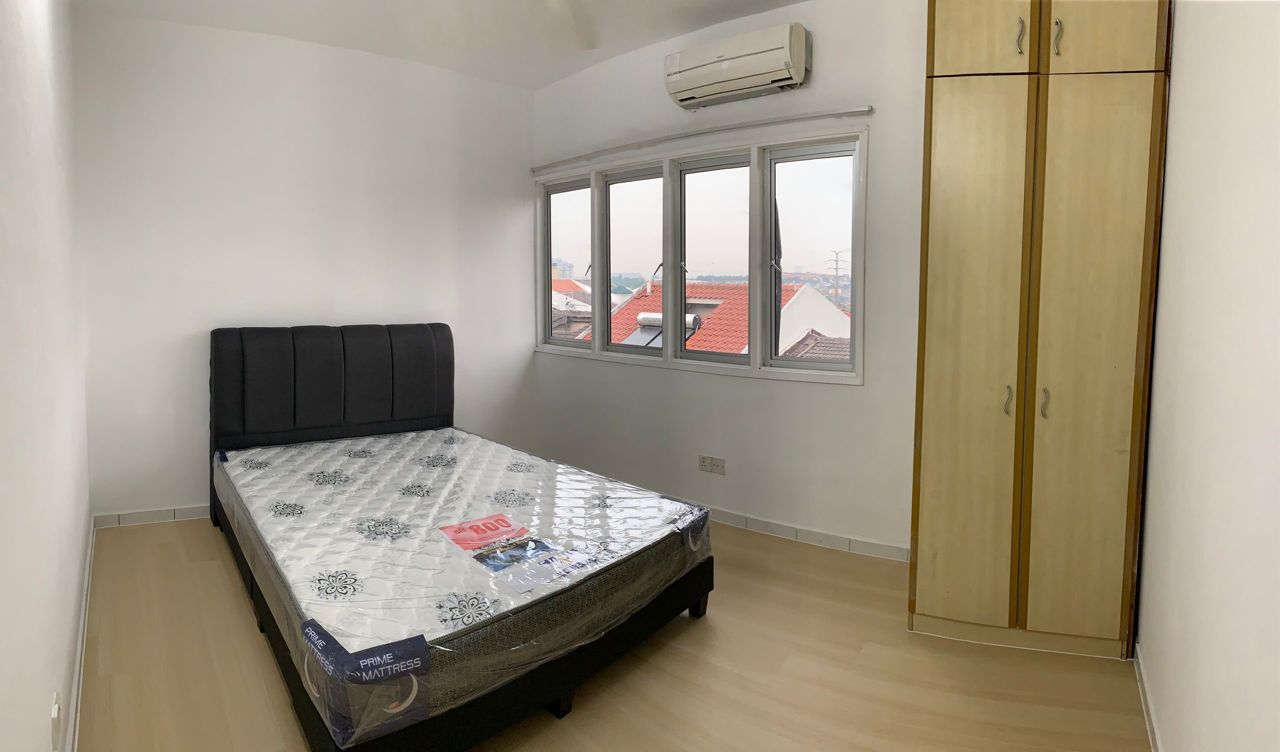 Taman Connaught 2 storey house 36 - photo 5