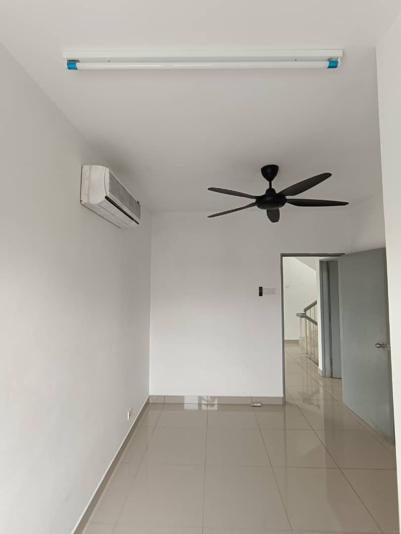 Mutiara Residences, Bandar Bukit Raja - photo 12