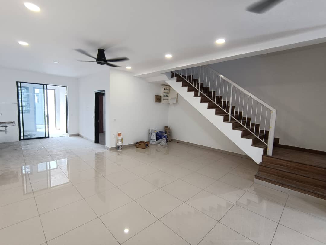 Lumira, Bandar Bukit Raja Rent RM1,800 - photo 10