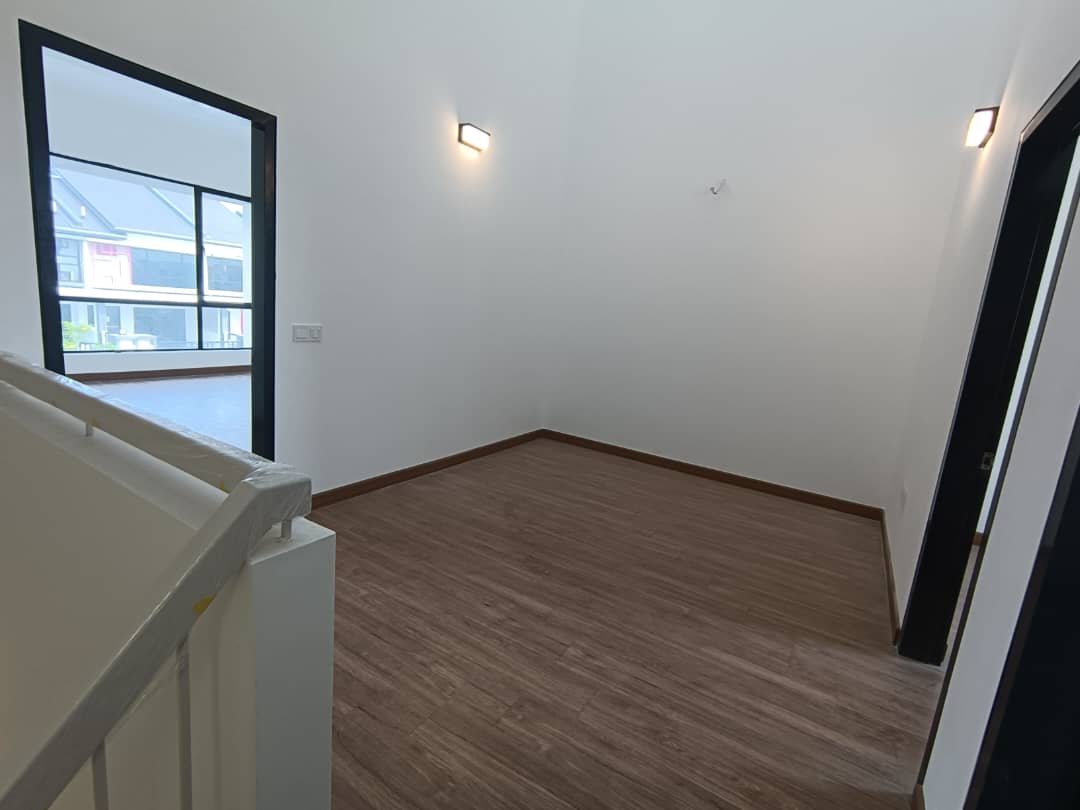 Lumira, Bandar Bukit Raja Sale - photo 4