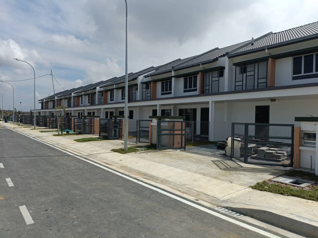 Alura, Bandar Bukit  ...