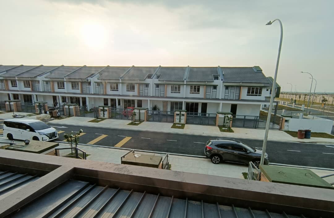 Alura, Bandar Bukit Raja 650k - photo 12