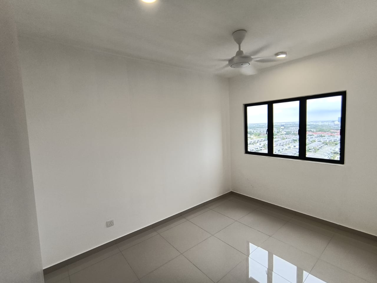 Huni Eco Ardence, Rental 1500 - photo 8