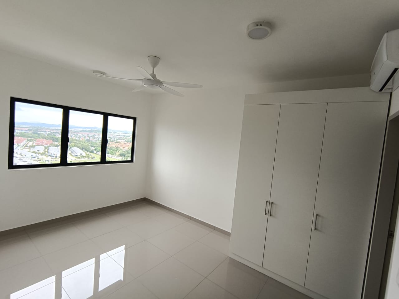 Huni Eco Ardence, Rental 1500 - photo 2