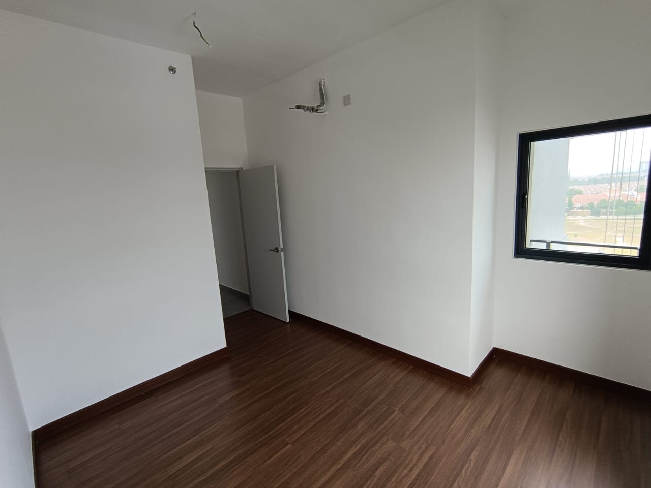 Sunsuria 3 Room Partly Furnished For Rent - photo 4