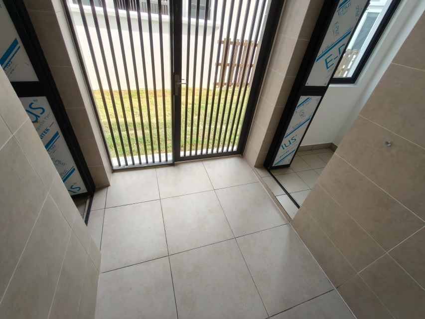 Setia Tropika, Straits Of Heron - photo 12
