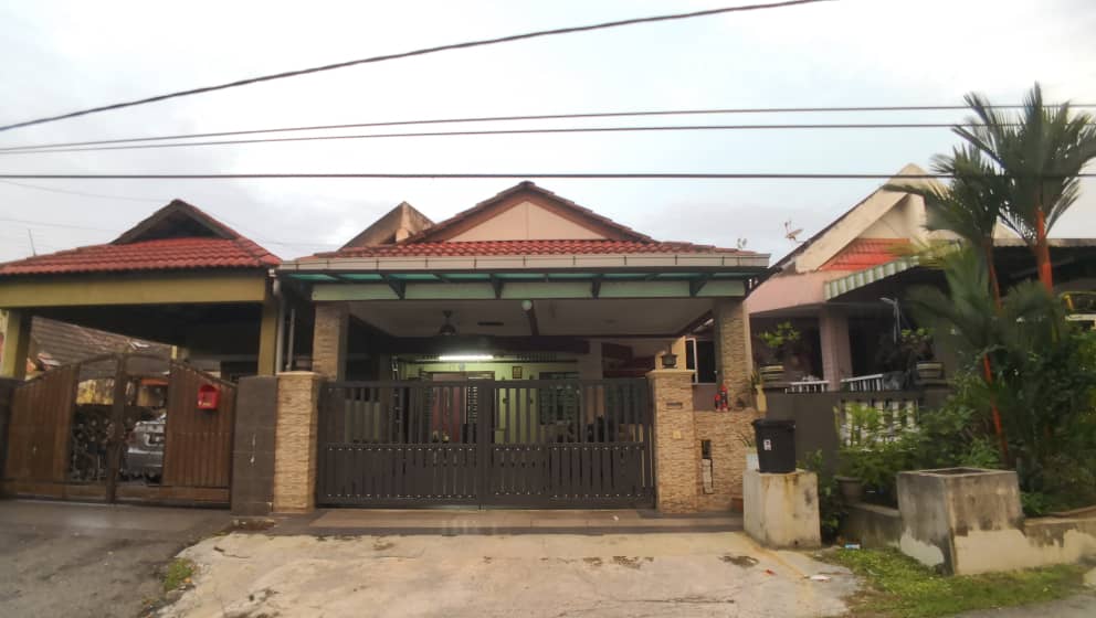 BANDAR BARU SELAYANG - photo 8