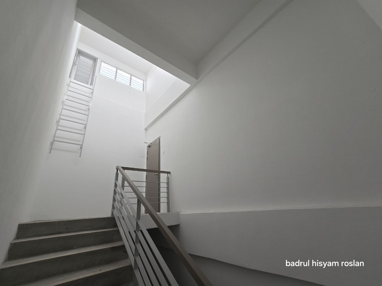 3 Storey Shoplot Diplomatik Presint 15 - photo 3