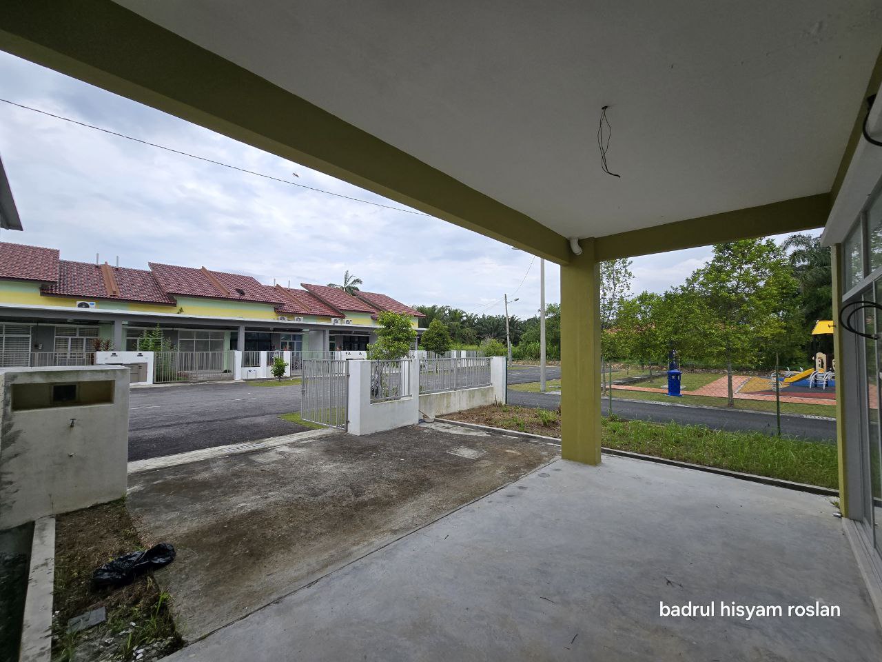 End Lot 1 Storey Tmn Semarang Mutiara Dengkil - photo 8