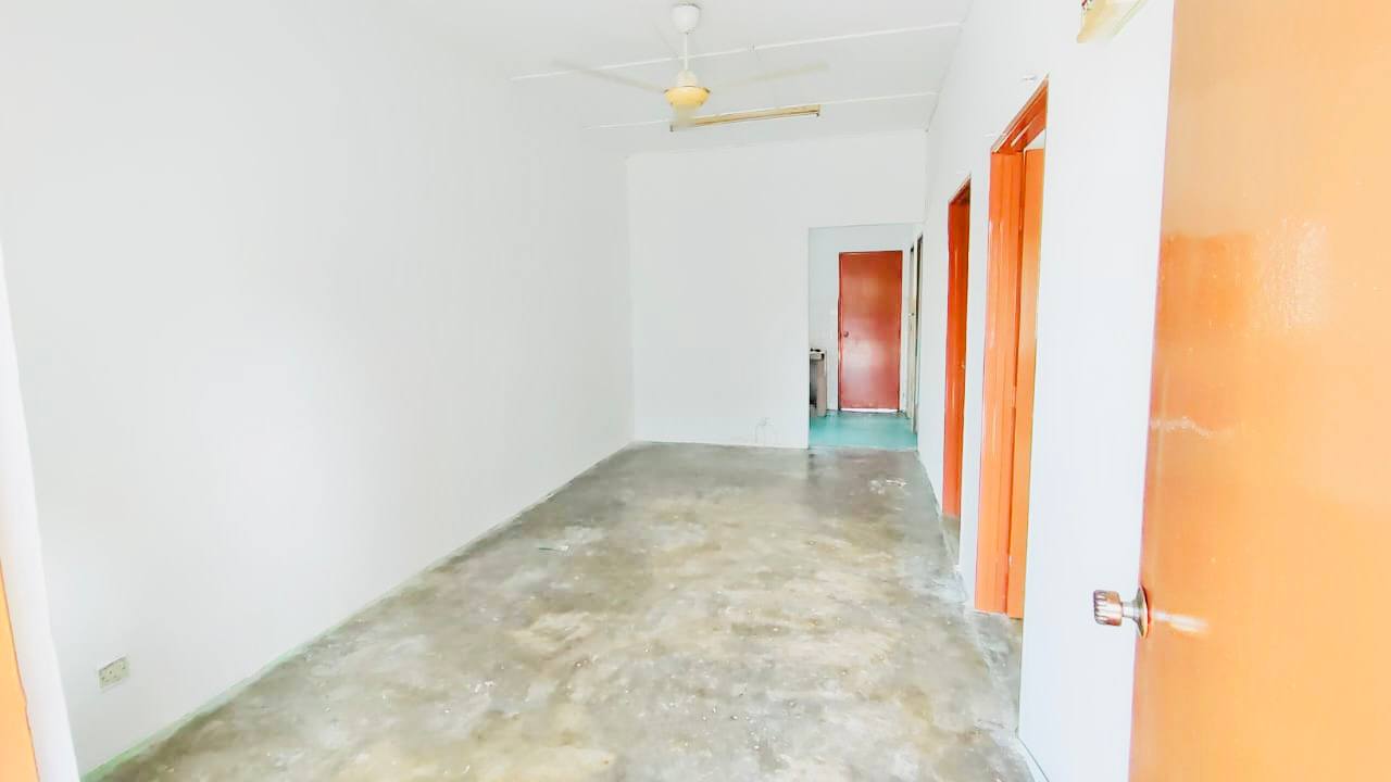 Refurbished 1 Storey Bk4 Bandar Kinrara Puchong - photo 3