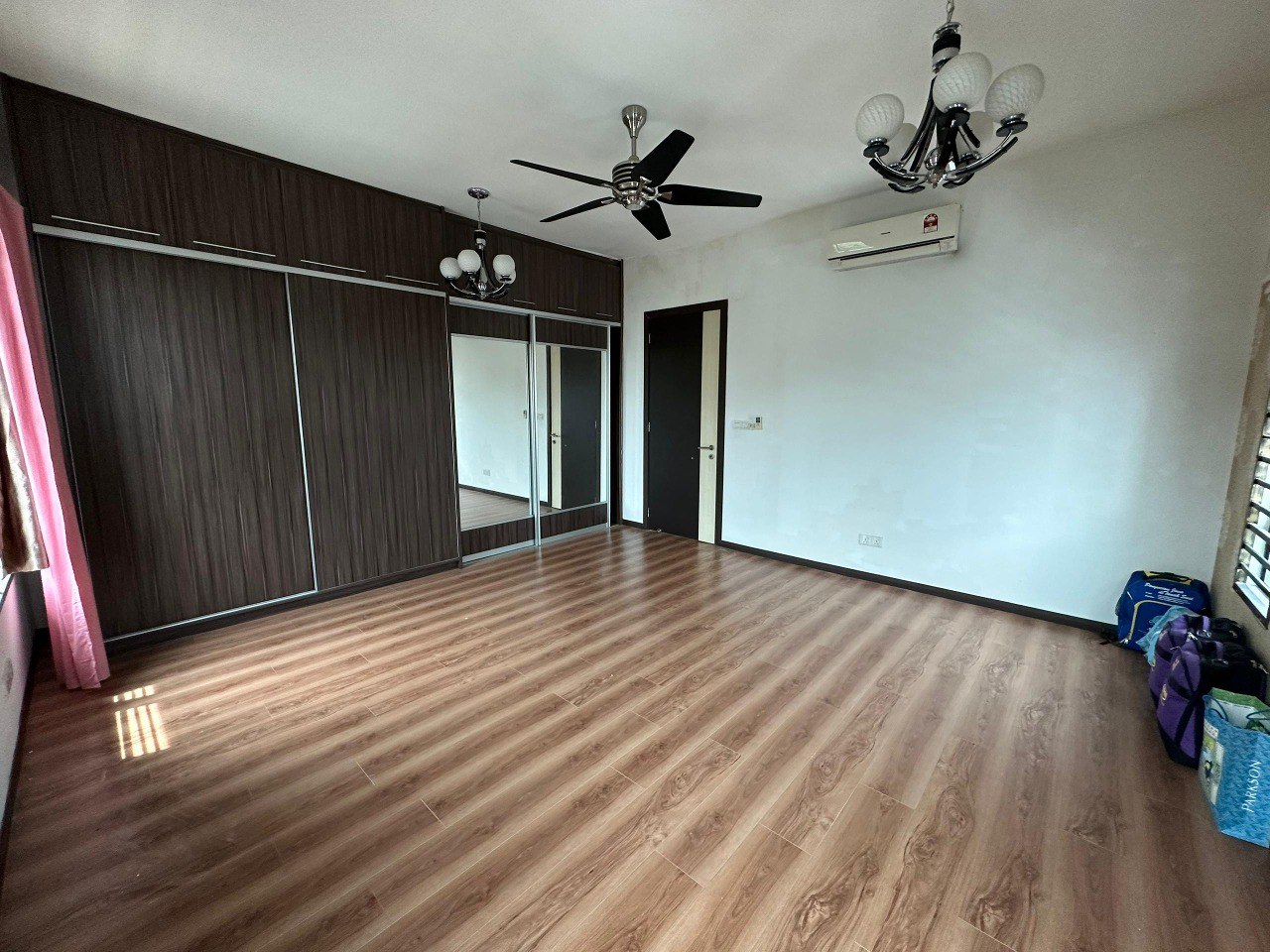 3-Storey Semi-D in Taman Tropika 2, Kajang - photo 3