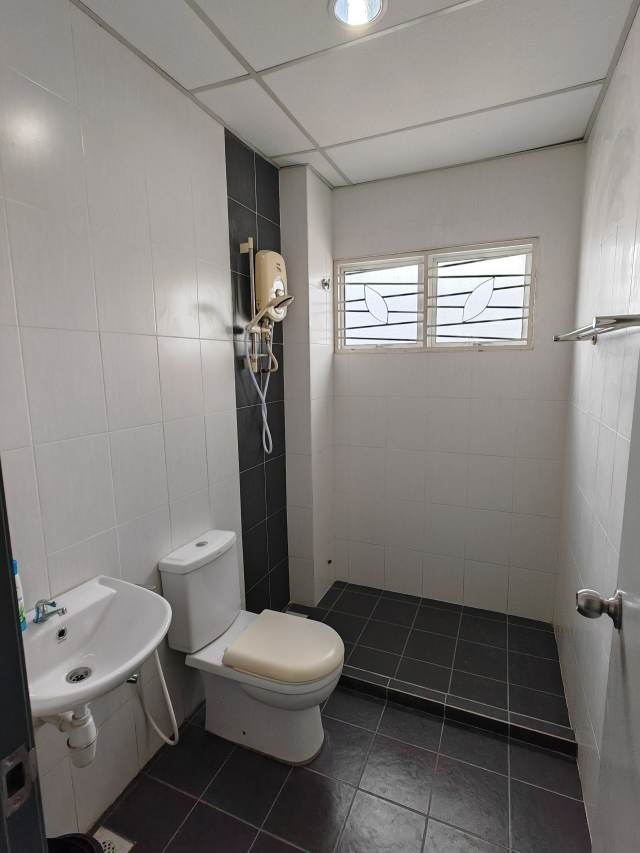 Renovated 3-Storey Taman Aman Permai Sungai Tangka - photo 12