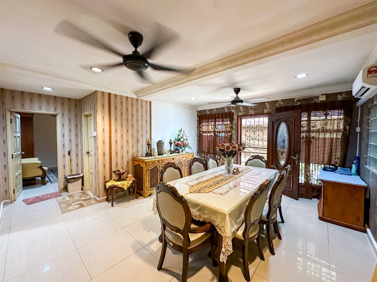 Fully Renovated Corner Lot Sek 5 - photo 10