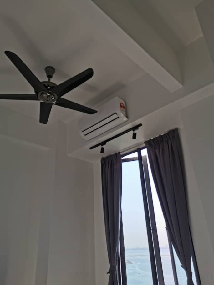 Edge 360 Executive Condominium - photo 2