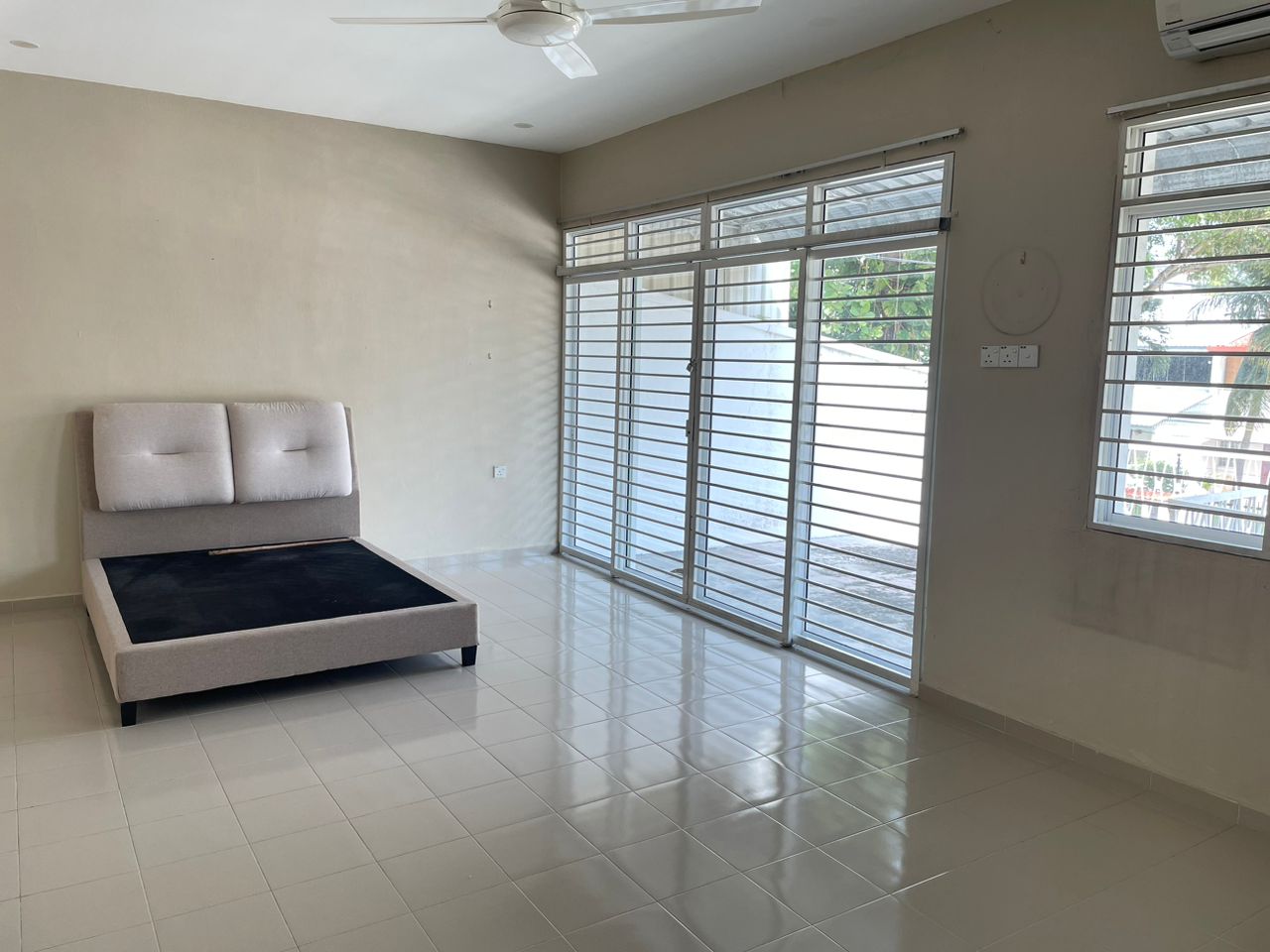 2 Storey Semi D Jalan Oldham Tanjung Bunga 4117sf - photo 9