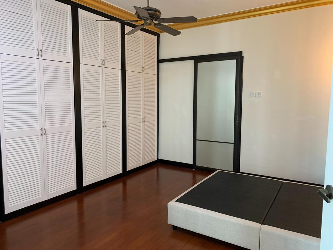 The Regency 4200sf Renovated, Furnish - photo 7