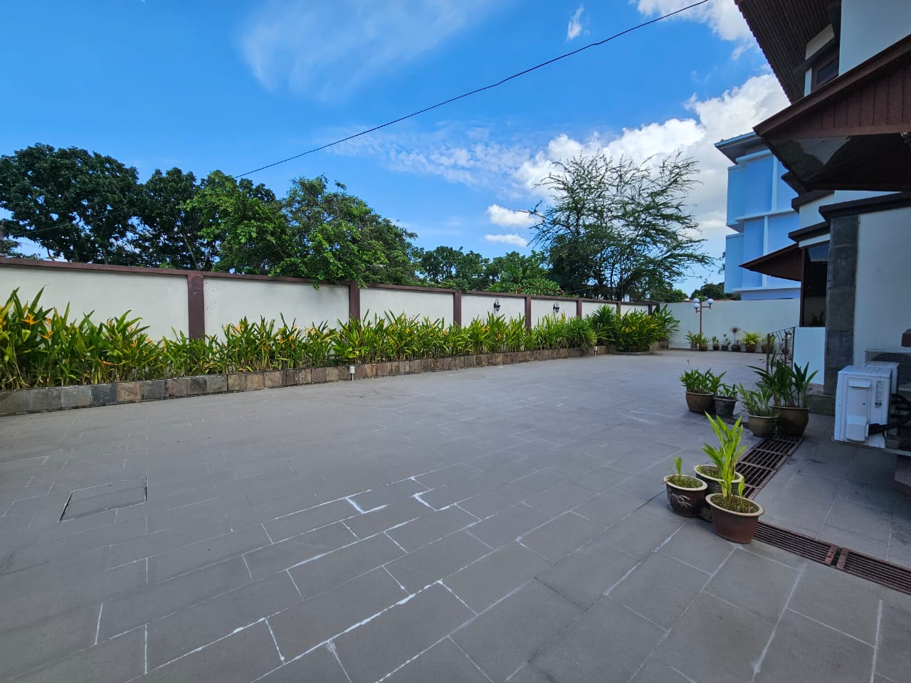 2 Storey Bungalow Taman Jesselton 7800sf Renovated - photo 3