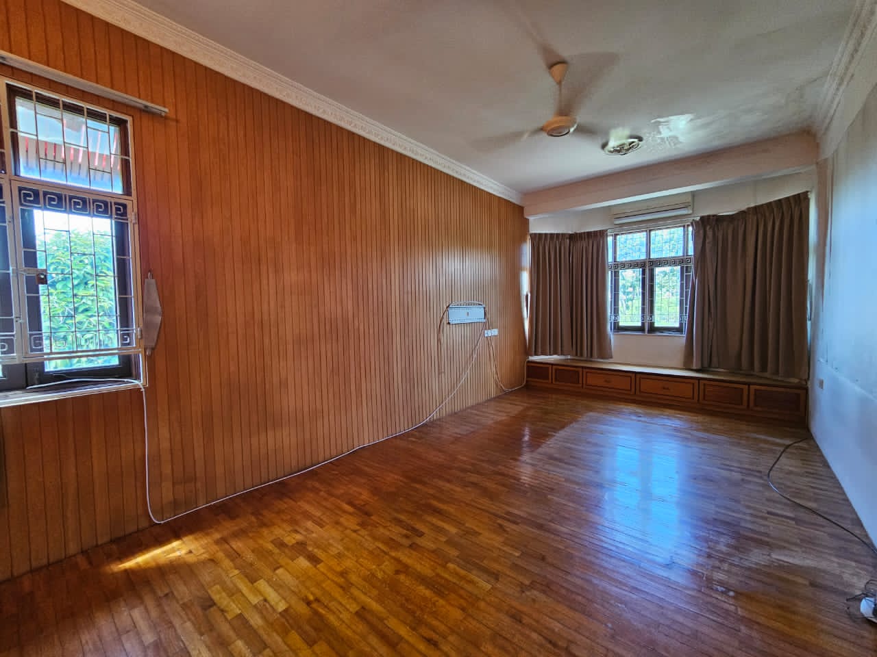 2 Storey Bungalow Taman Jesselton 7800sf Renovated - photo 6