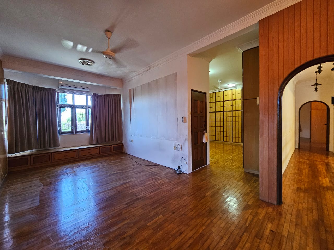 2 Storey Bungalow Taman Jesselton 7800sf Renovated - photo 11
