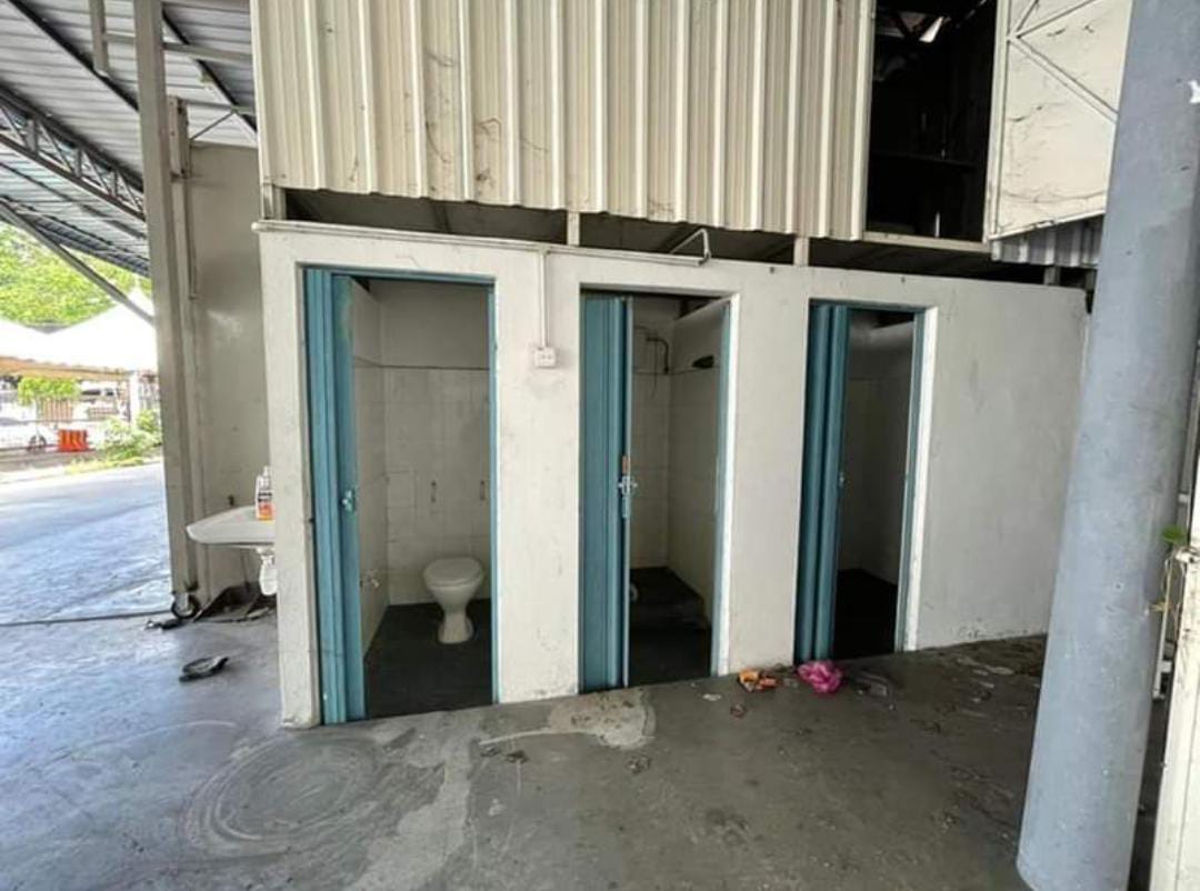 Warehouse Light Industry 12000sf Jelutong - photo 8