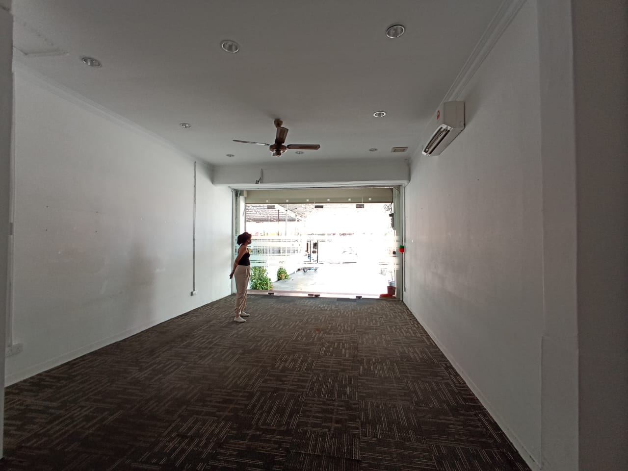 Jalan Burma 2 Storey Commercial Shop 4000sf - photo 12