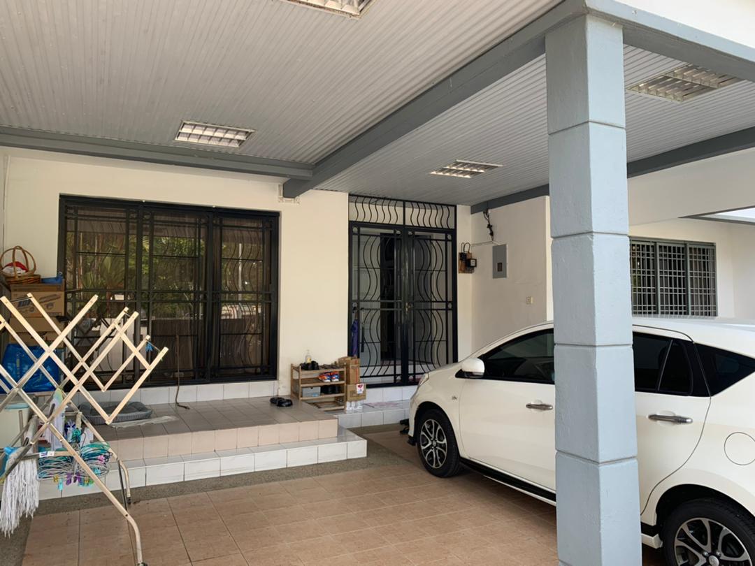 2 Storey Terrace Sungai Ara Kenari Desa Ria - photo 4