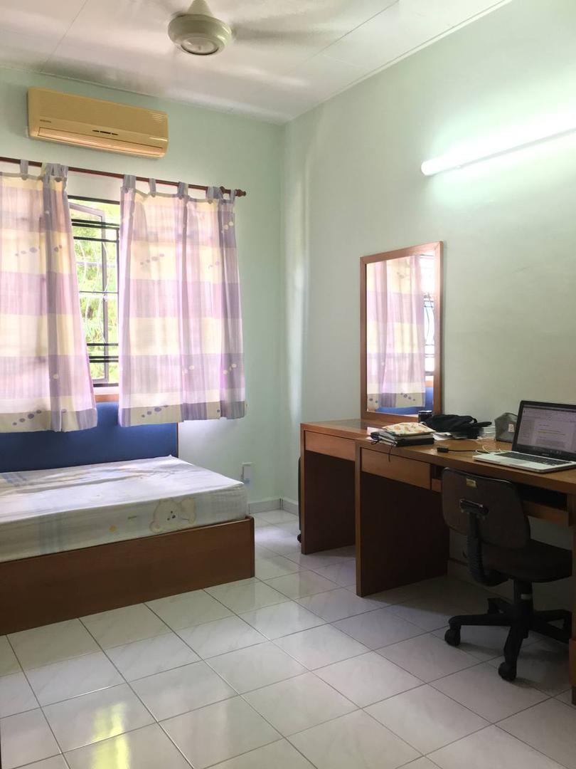 2 Storey Terrace Sungai Ara Kenari Desa Ria - photo 9
