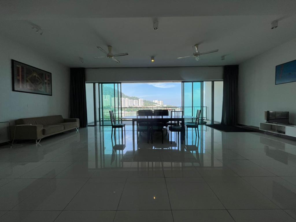 Infinity Beachfront Condo Tanjung Bunga 3700sf - photo 2