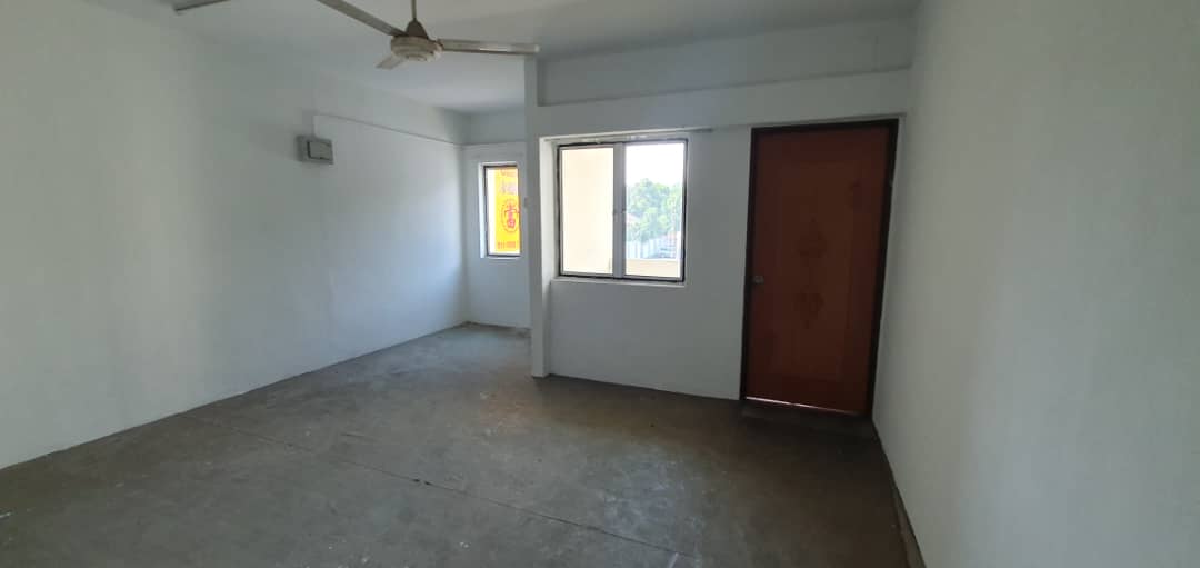 Jalan Ayer Itam 3 Sty Shophouse 4500sf Farlim - photo 6