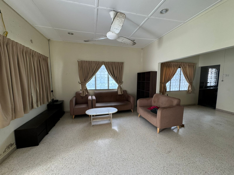 Tanjung Bunga 1 storey Bungalow 5700sf - photo 2