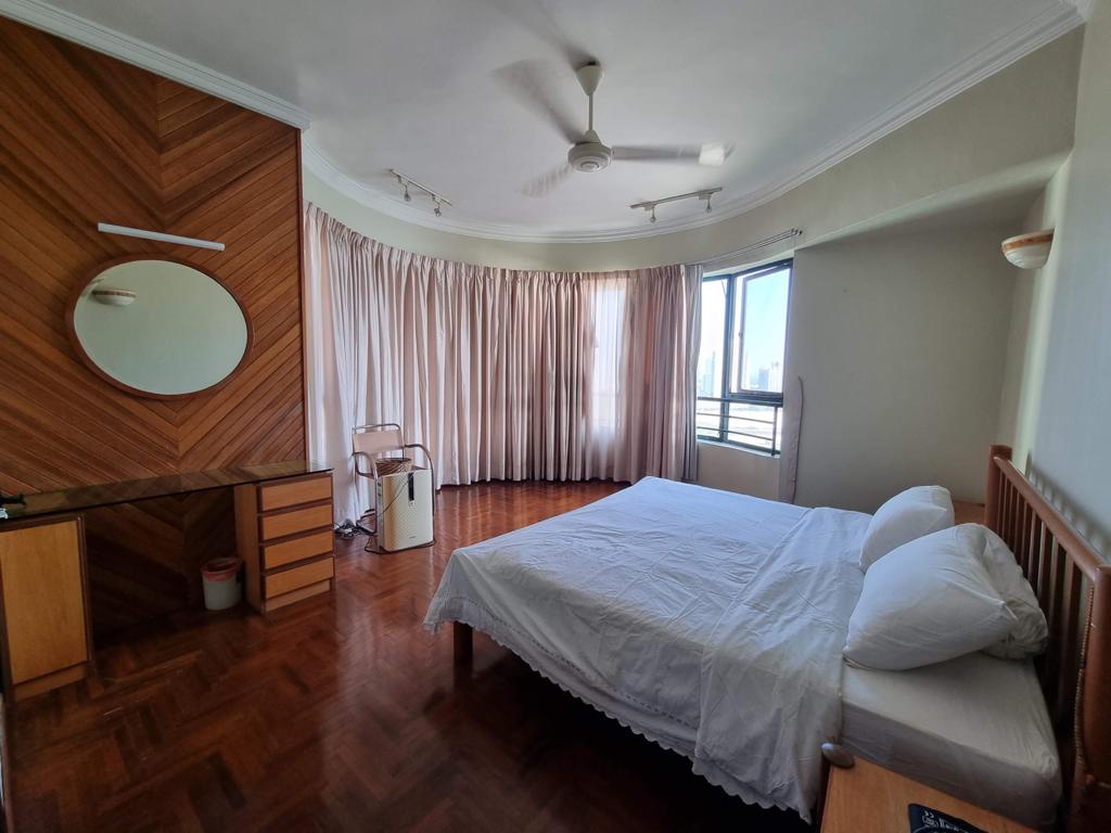 Silverton Luxury Condo Gurney Drive 4200sf - photo 3