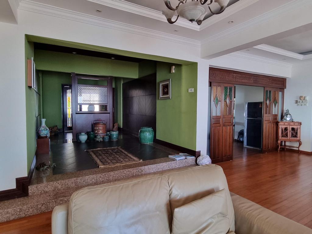 Silverton Luxury Condo Gurney Drive 4200sf - photo 5