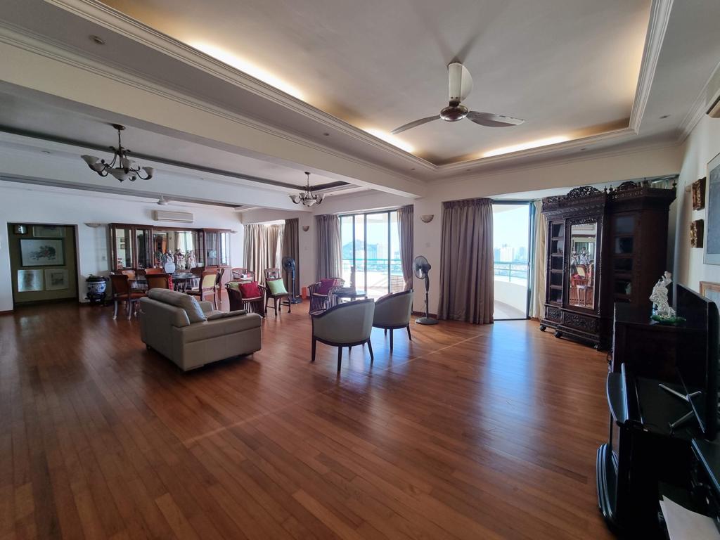Silverton Luxury Condo Gurney Drive 4200sf - photo 8