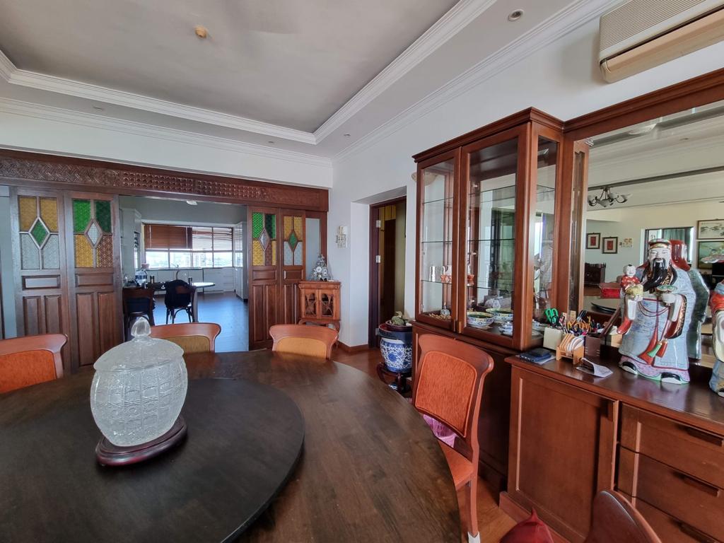 Silverton Luxury Condo Gurney Drive 4200sf - photo 10