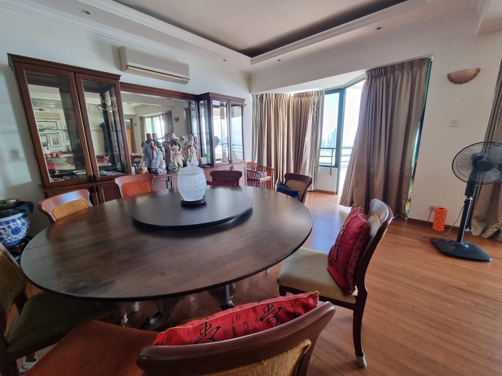 Silverton Luxury Condo Gurney Drive 4200sf - photo 11