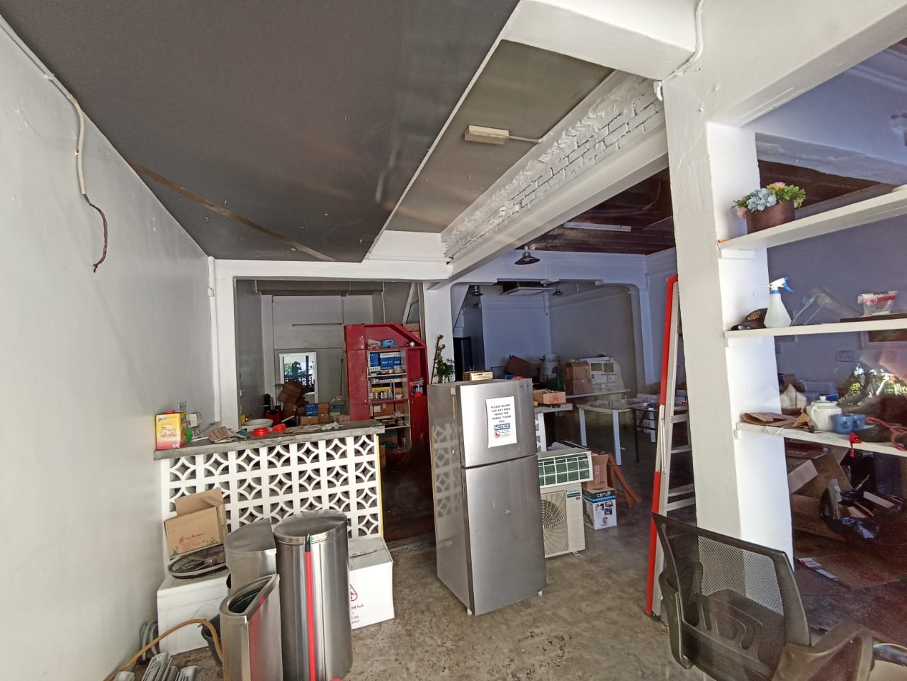 Jalan Burma 2 Sty Commercial 5000sf Main Road - photo 4