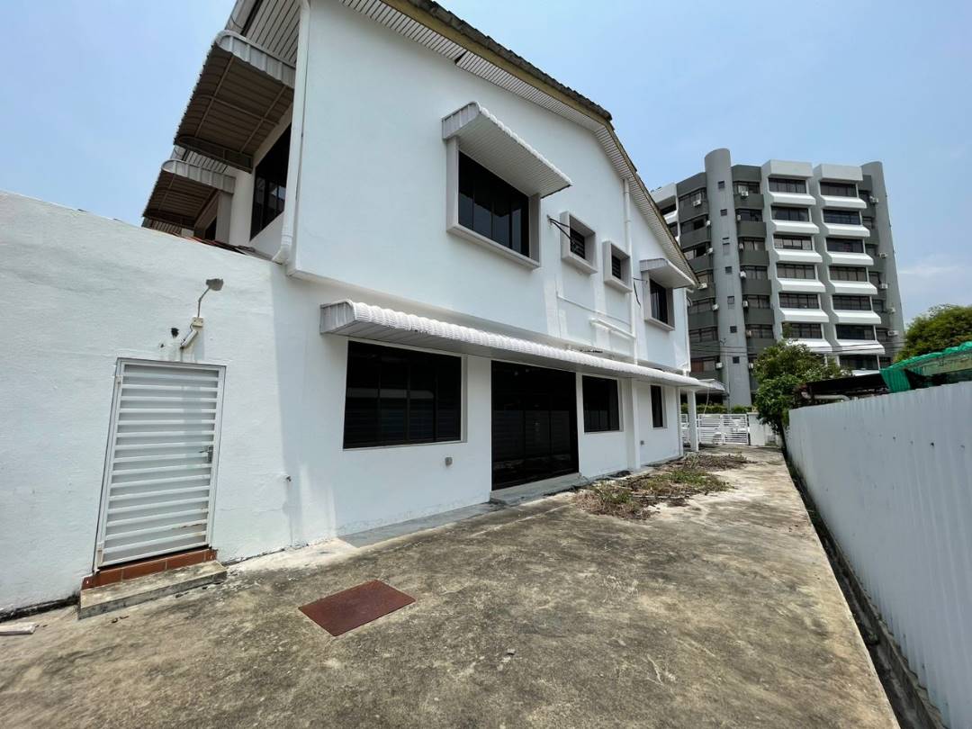 Lorong Berjaya Pulau Tikus 2sty Semi D 3168sf - photo 8