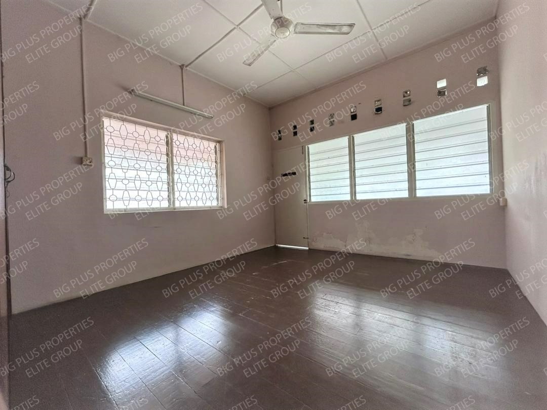 2 Storey Semi D Jalan Jones Road 4428sf - photo 8