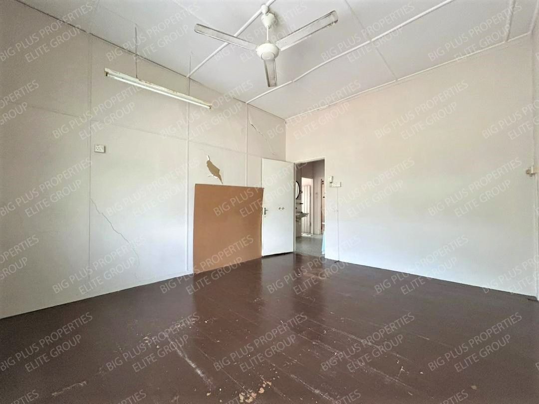 2 Storey Semi D Jalan Jones Road 4428sf - photo 13