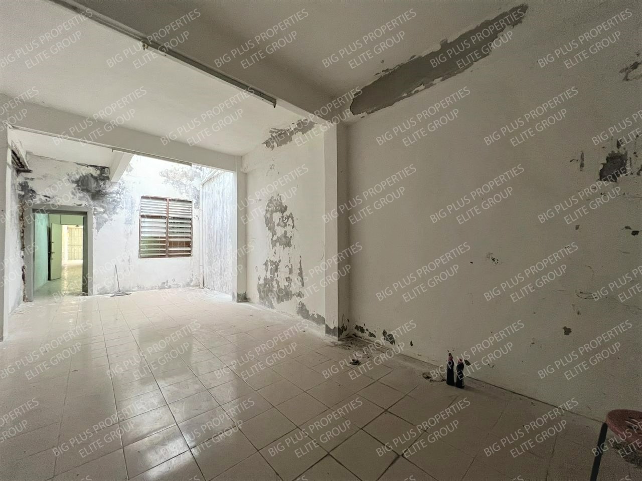 Lebuh Carnarvon Georgetown 2 Sty Shop house 3000sf - photo 4