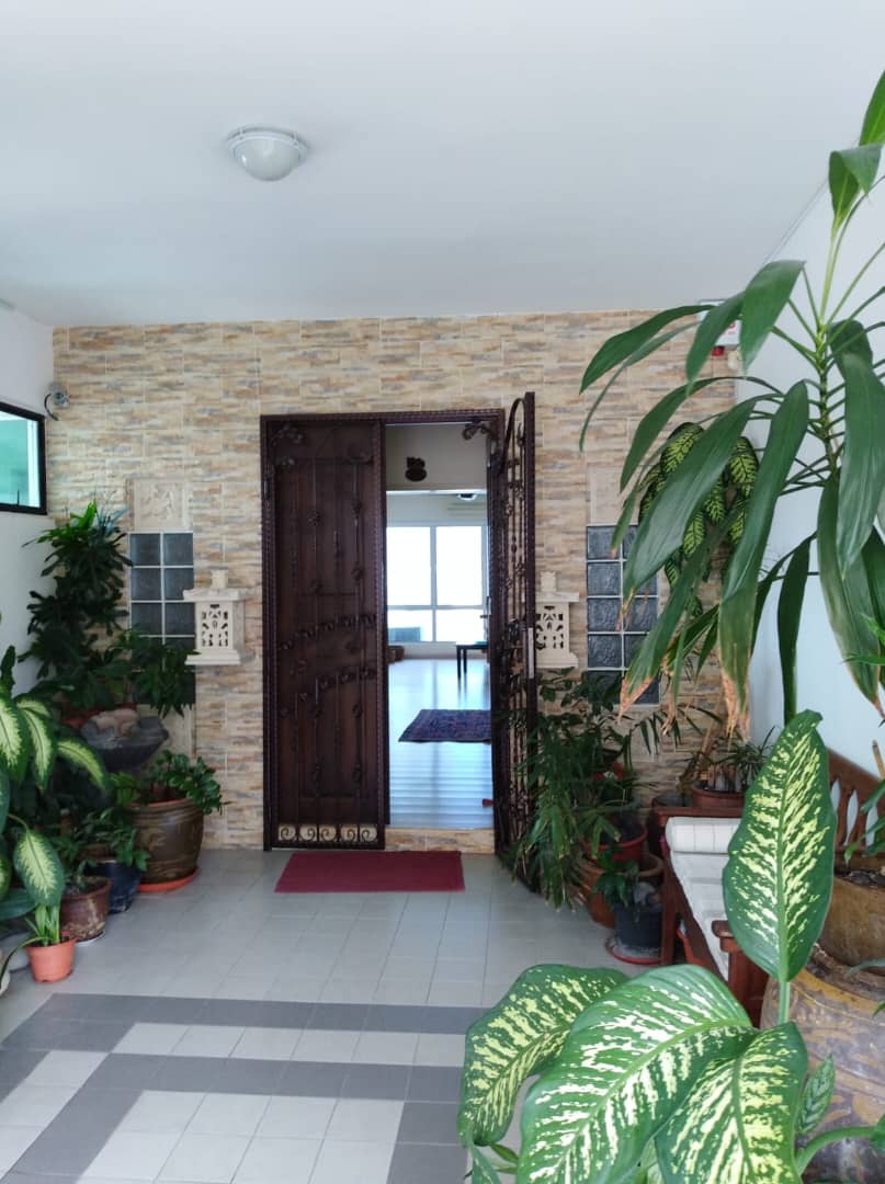 Cheepest unit Straits Regency Renovated Furnish - photo 4