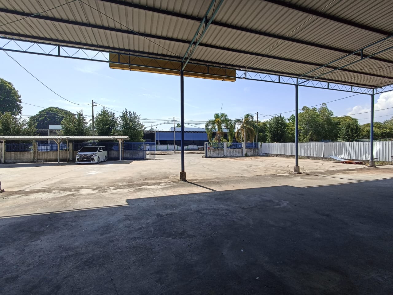 Permatang Tinggi Warehouse 20400sf - photo 2