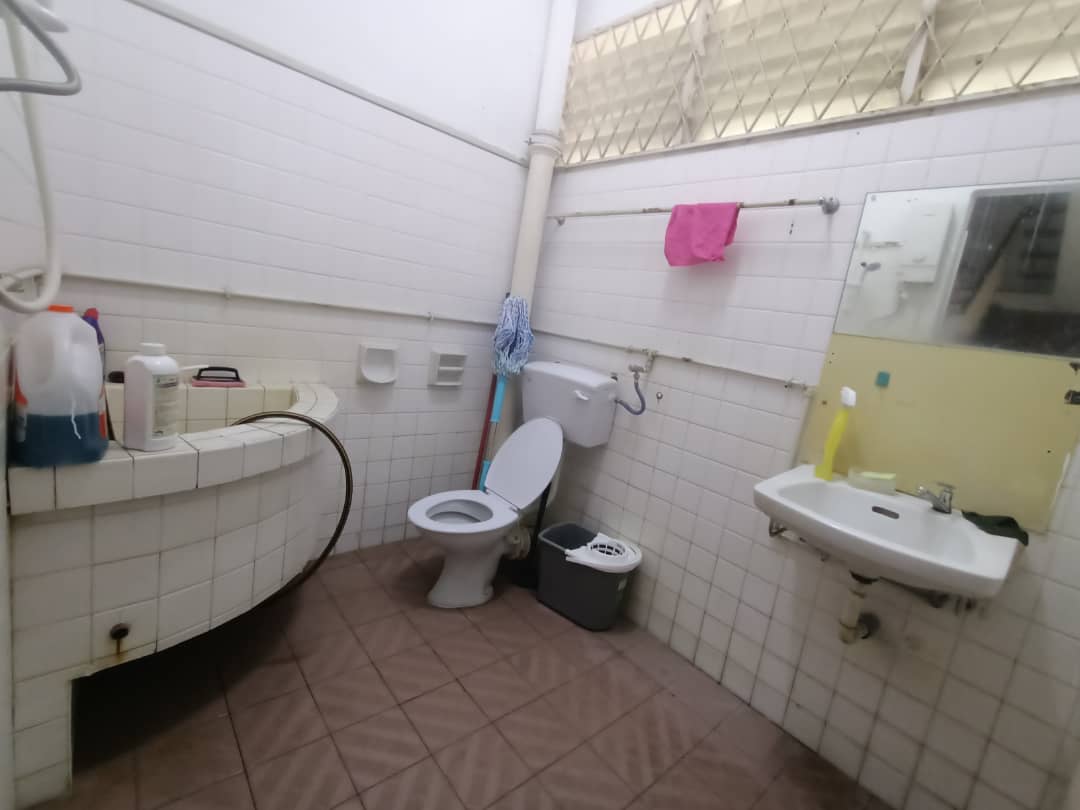 2 Sty Semi D Persiaran Midlands Pulau Tikus 3700sf - photo 3