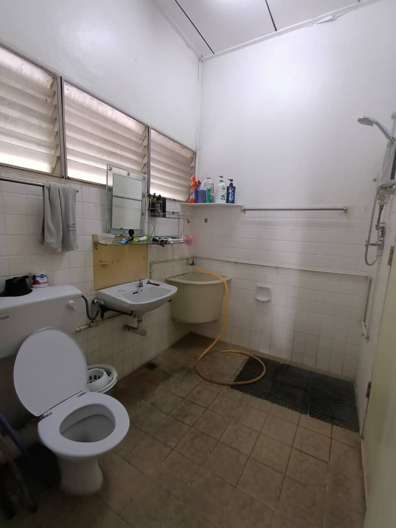 2 Sty Semi D Persiaran Midlands Pulau Tikus 3700sf - photo 10