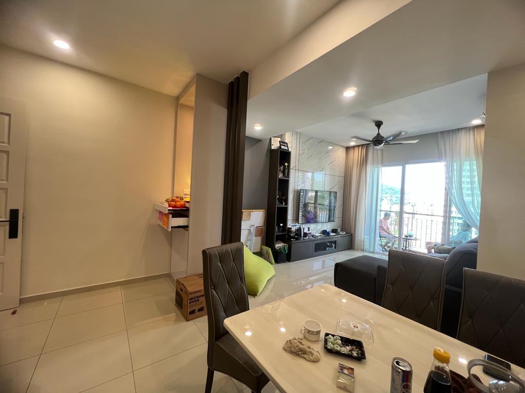 Imperial Grande Move In Condtion Nice - photo 3