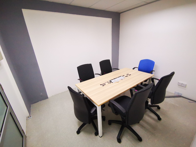 Suntech Penang Cybercity Renovated Furnish 6450sf - photo 5