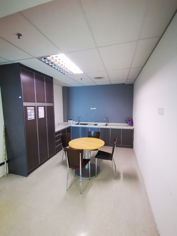 Suntech Penang Cybercity Renovated Furnish 6450sf - photo 6