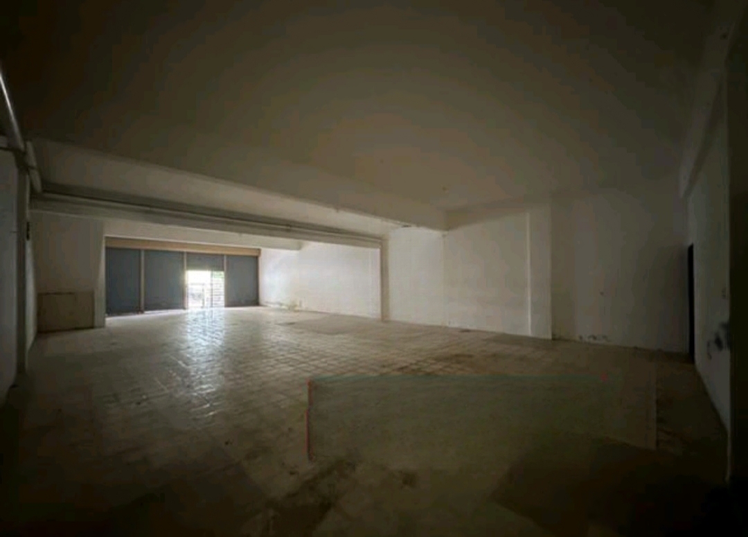 Light Industry Factory Warehouse Commercial 6000sf - photo 4