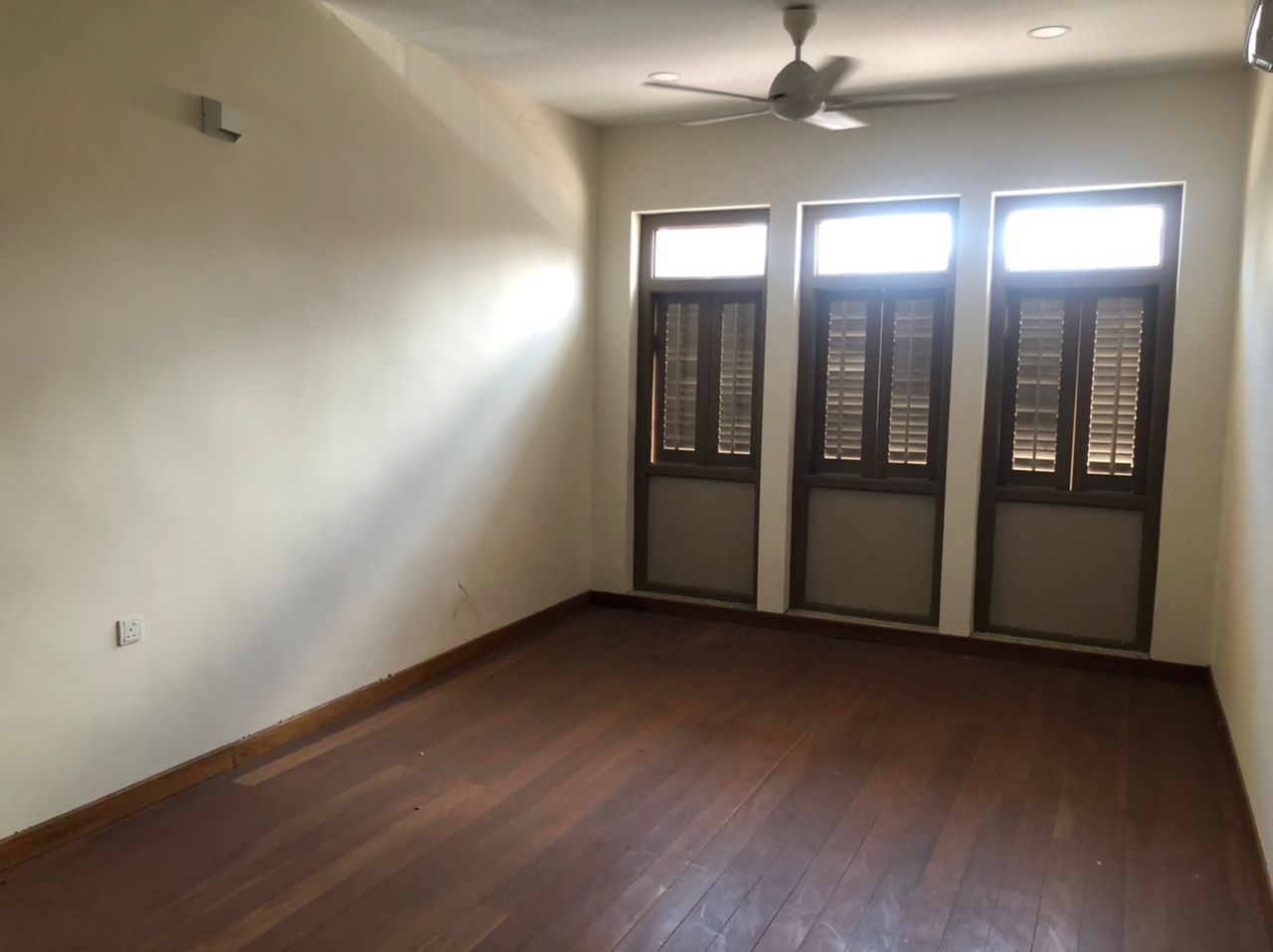 Georgetown Jalan Seang Tek 2 Storey Shop 4000sf - photo 7