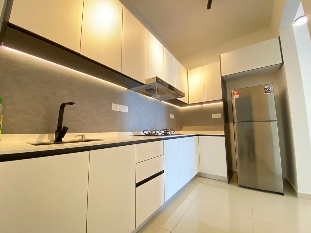 I-Santorini High Floor Sea View Move in Condition - photo 3